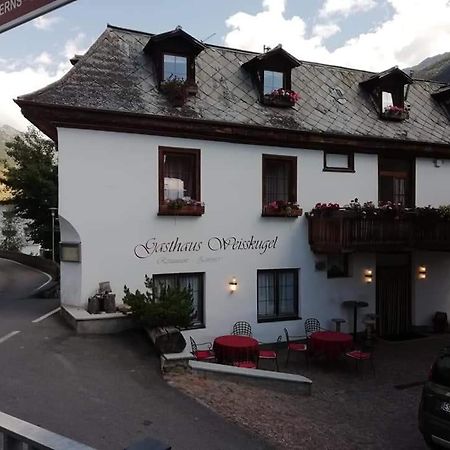 Gasthaus Weisskugel Ξενοδοχείο Malles Venosta Εξωτερικό φωτογραφία