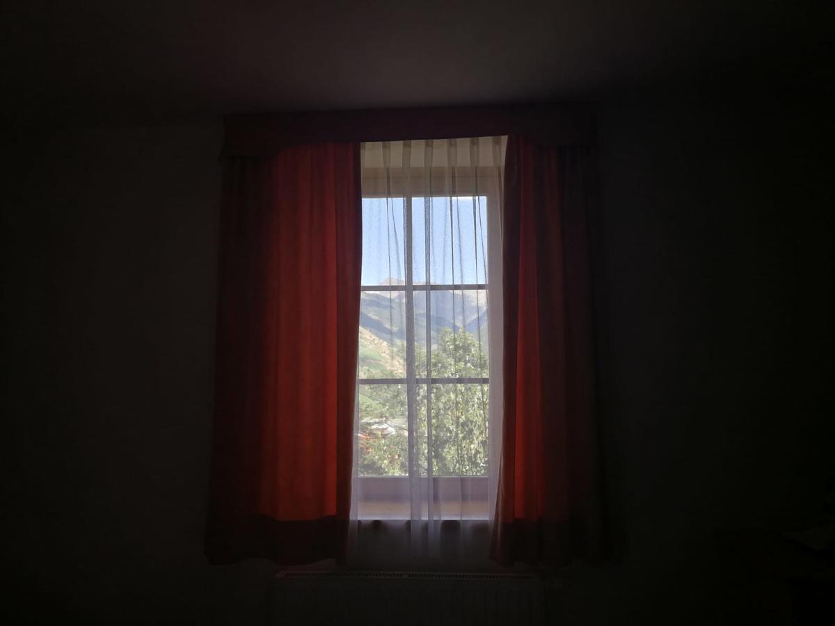 Gasthaus Weisskugel Ξενοδοχείο Malles Venosta Εξωτερικό φωτογραφία